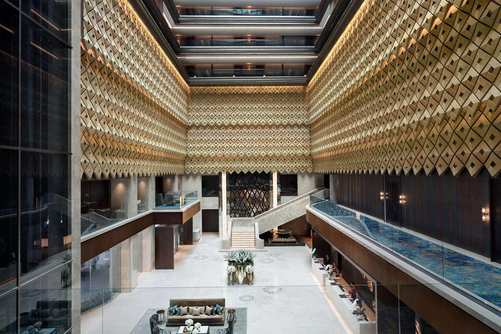Lancaster Bangkok Hotel Exterior photo The interior of the hotel